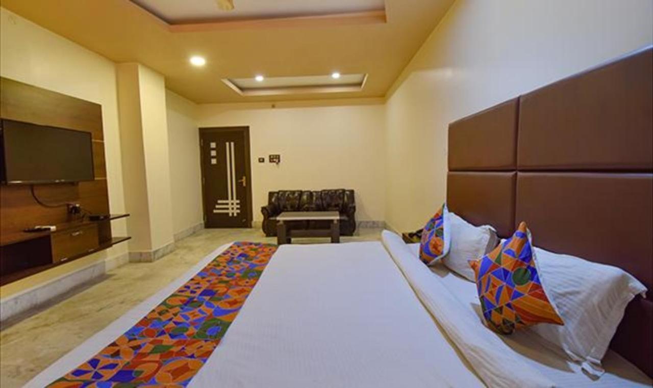 Fabhotel Rr Suites Guwahati Extérieur photo